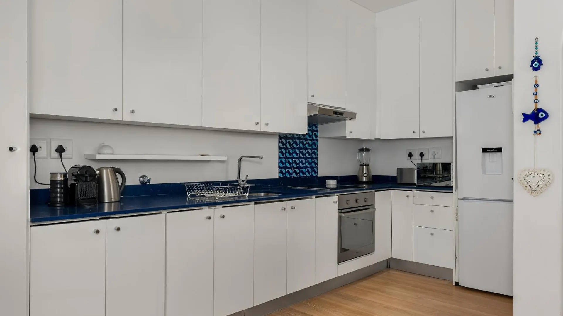 Greek Apartment In Clifton With Sea & Mountain Views Le Cap